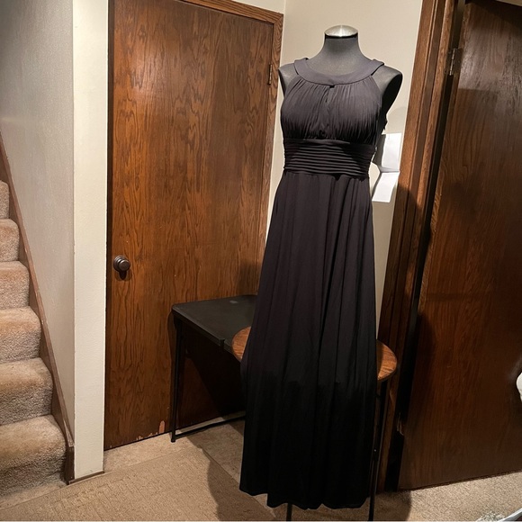 Women’s Sangria Long Black High Neck Formal Cocktail Maxi Dress Size 10 - Picture 2 of 16